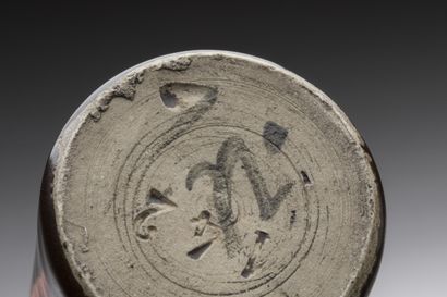 JEAN POINTU (1846-1925) 
Petit vase à la...