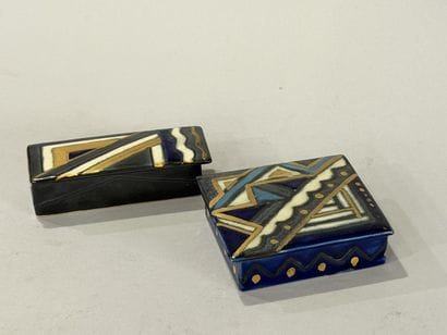 Quimper Odetta
Deux boîtes couvertes l’une...