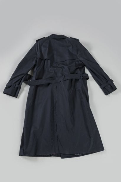 BURBERRY 
Trench