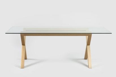 TRAVAIL CONTEMPORAIN
Table de salle à manger.
Le...