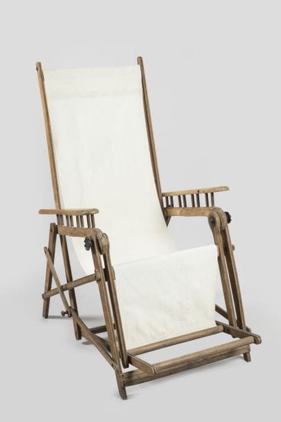 TRAVAIL DES LA SECONDE MOITIE DU XXe SIECLE
Chaise...