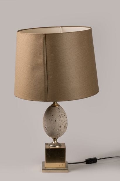 PHILIPPE BARBIER (ATTRIBUE A)
Lampe de salon.
Le...