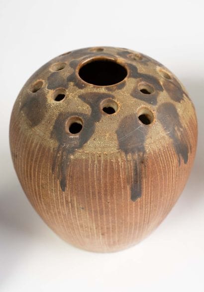 EUGENE LION (1867-1945)
Vase tronconique...