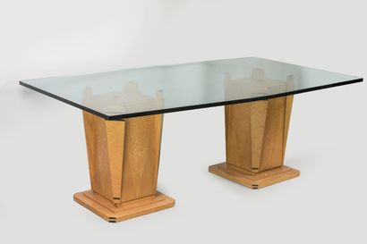 TRAVAIL CONTEMPORAIN
Grande table de salle...