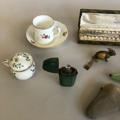 Assorted set: 
- silver and mother-of-pearl...