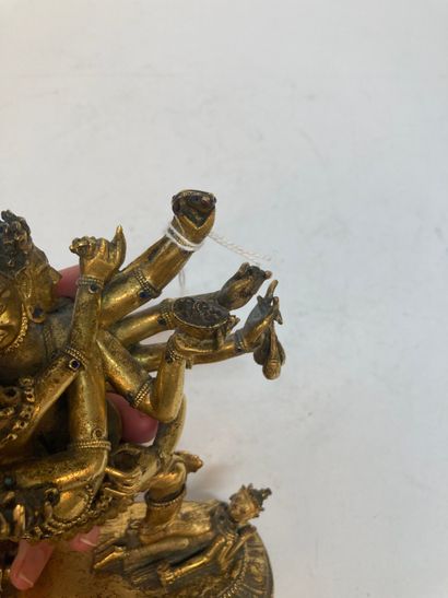 SINO-TIBETAN WORK - 18th century
Gilded bronze...