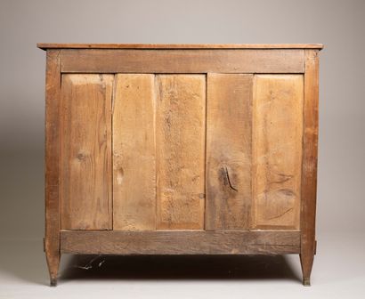 Quadrangular chest of drawers made of molded...