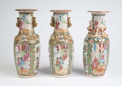 CHINA, 19th century 
Three Canton porcelain...