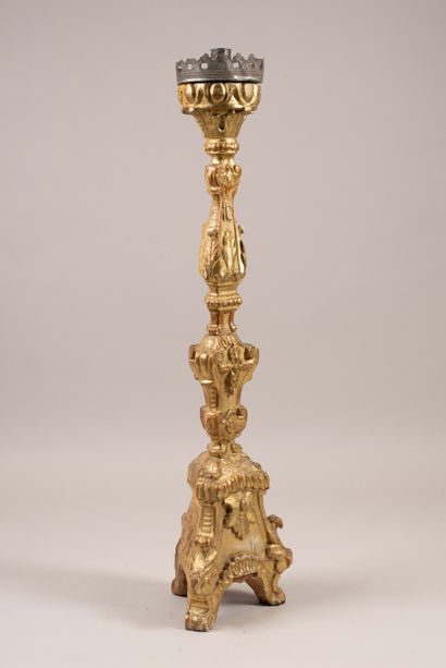 A baluster-shaped candleholder made of molded,...