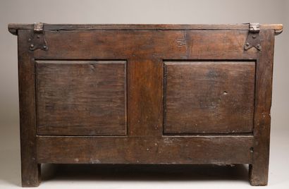 Rectangular chest made of molded oak, with...
