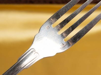 Set of 12 silver plated fish cutlery pieces...