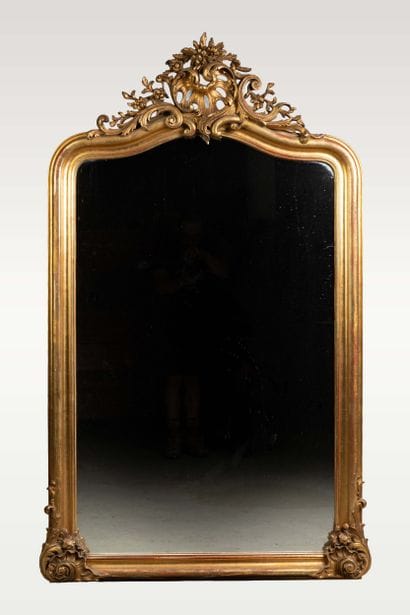 Louis XV-style pediment mirror in molded,...