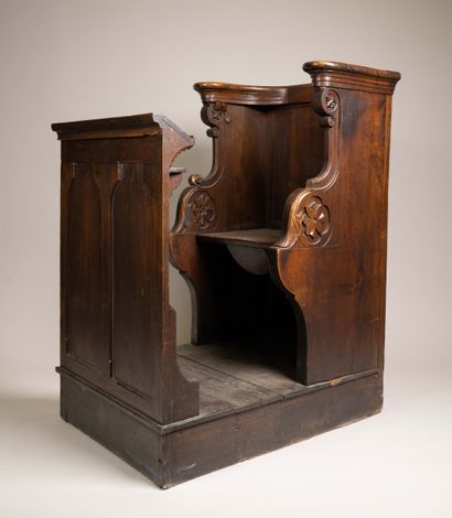 Paire de stalles d’église en chêne mouluré
XIXe...