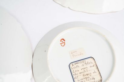 Set of 3 plates and a saucer in late 18th-century...
