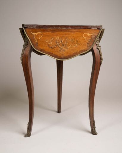 Polylobed clover-shaped table in rosewood...
