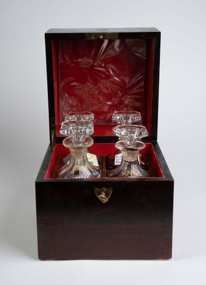 Exotic wood liquor cabinet with 4 bottles,...