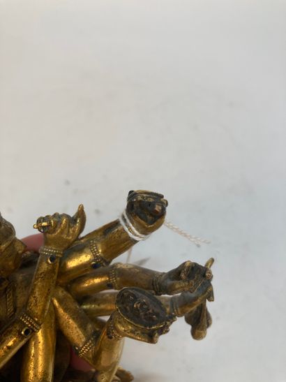 SINO-TIBETAN WORK - 18th century
Gilded bronze...