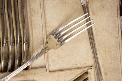 Solid silver cutlery set, featuring a twisted-wire...
