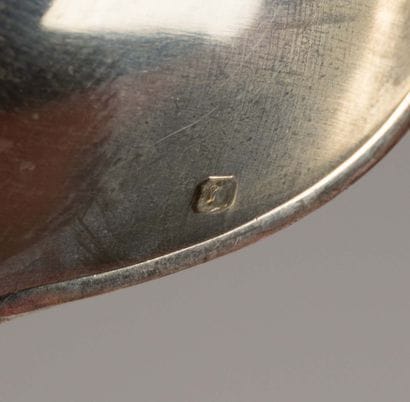 Small set of silverware consisting of:
-...