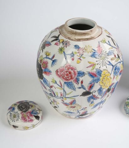 CHINA, 20th century 
Two lidded porcelain...