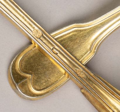 Set of 10 small gold-plated metal spoons...
