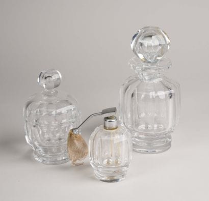 BACCARAT - Nécessaire de toilette 3 pièces...