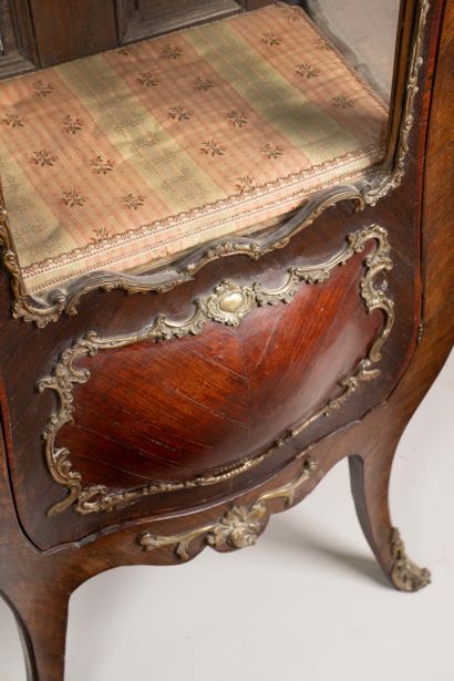 Curved display cabinet in rosewood veneer,...