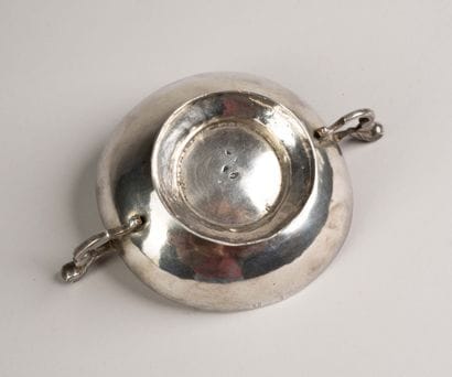 A small goblet on a silver base, 18th century
166.38...
