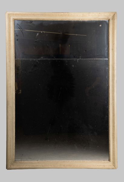 Miroir de trumeau de forme quadrangulaire...