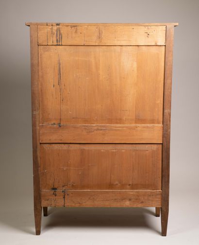 Exotic wood liquor cabinet with 4 bottles,...