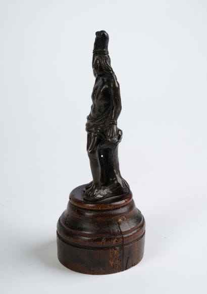 Saint Sébastien en bronze, patine brune naturelle.
Flandres...