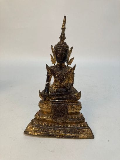 THAILAND, Ratanakosin—Late 19th century
Bronze...