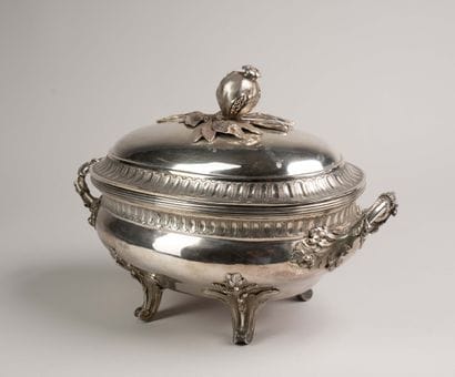 Silver soup tureen decorated with foliage,...