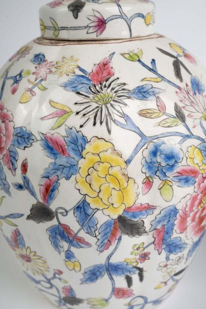 CHINA, 20th century 
Two lidded porcelain...
