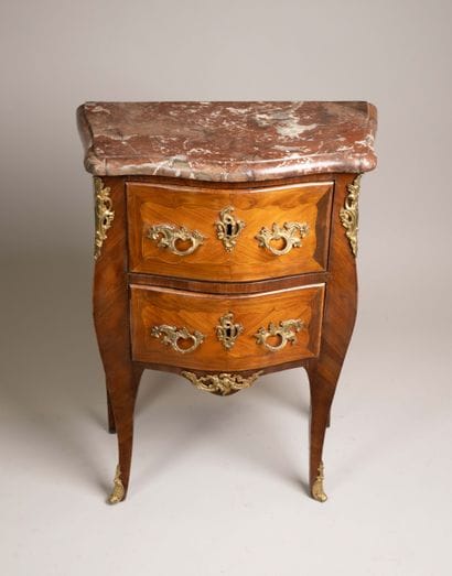 Curved “entre-deux” chest of drawers made...