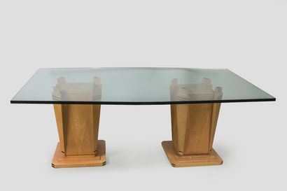 TRAVAIL CONTEMPORAIN
Grande table de salle...
