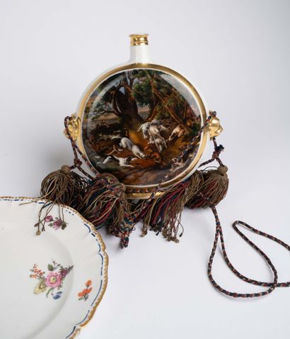 Set of 3 plates and a saucer in late 18th-century...