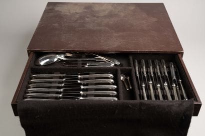 CHRISTOFLE - Silver plated cutlery set, shell-shaped...