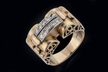 Bague dite Tank en or jaune, or rose et or...