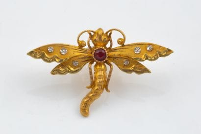 Insect or dragonfly clip in yellow and white...