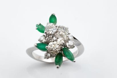 Elongated bouquet-style ring in platinum...