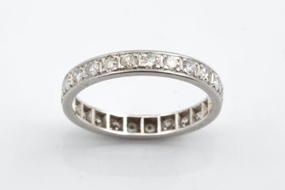 Platinum (850) wedding band set with 8/8-cut...
