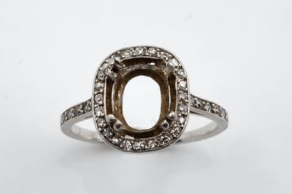 Art Deco ring setting in platinum (850 thousandths)...