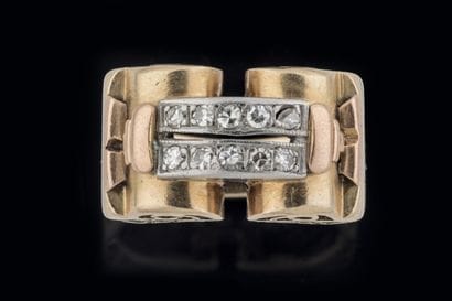 Bague dite Tank en or jaune, or rose et or...