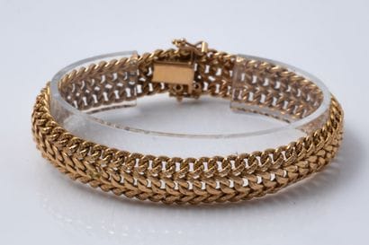 Yellow gold (750) American-link bracelet....