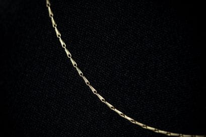 Yellow gold (750) link chain. Eagle-head...