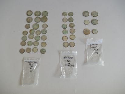 10- and 20-franc coins from Turin. 536g
