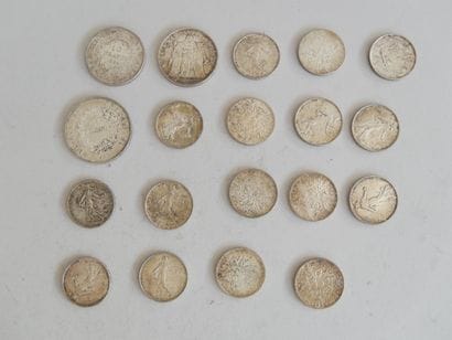 Silver set consisting of:
- 1 50-franc Hercules...