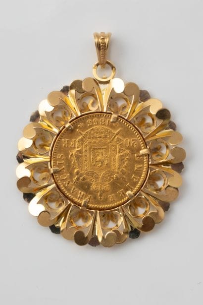Pendant featuring a 20-franc Napoleon III...