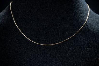 Yellow gold (750) link chain. Eagle-head...